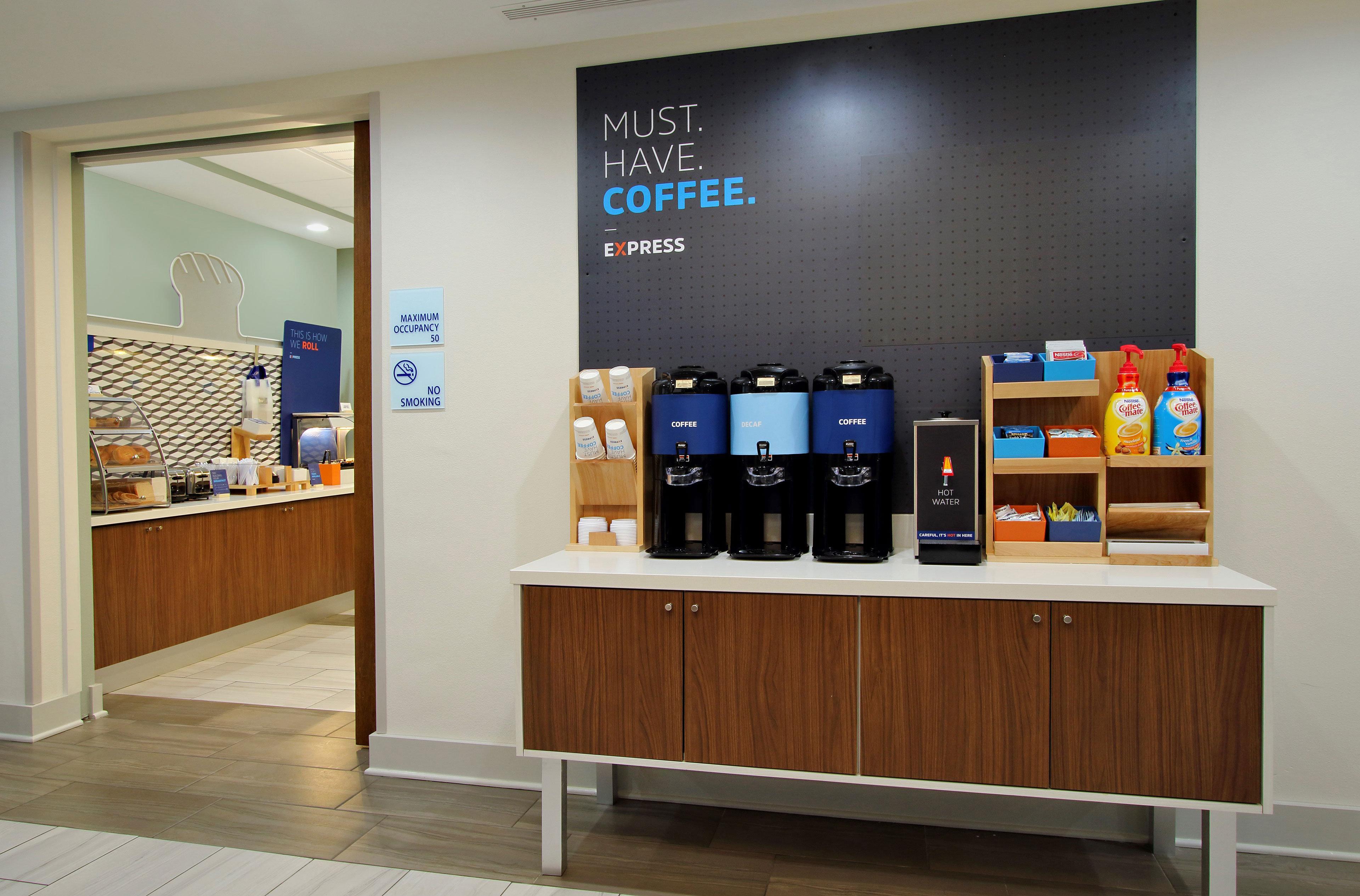 Holiday Inn Express Pembroke By Ihg Extérieur photo