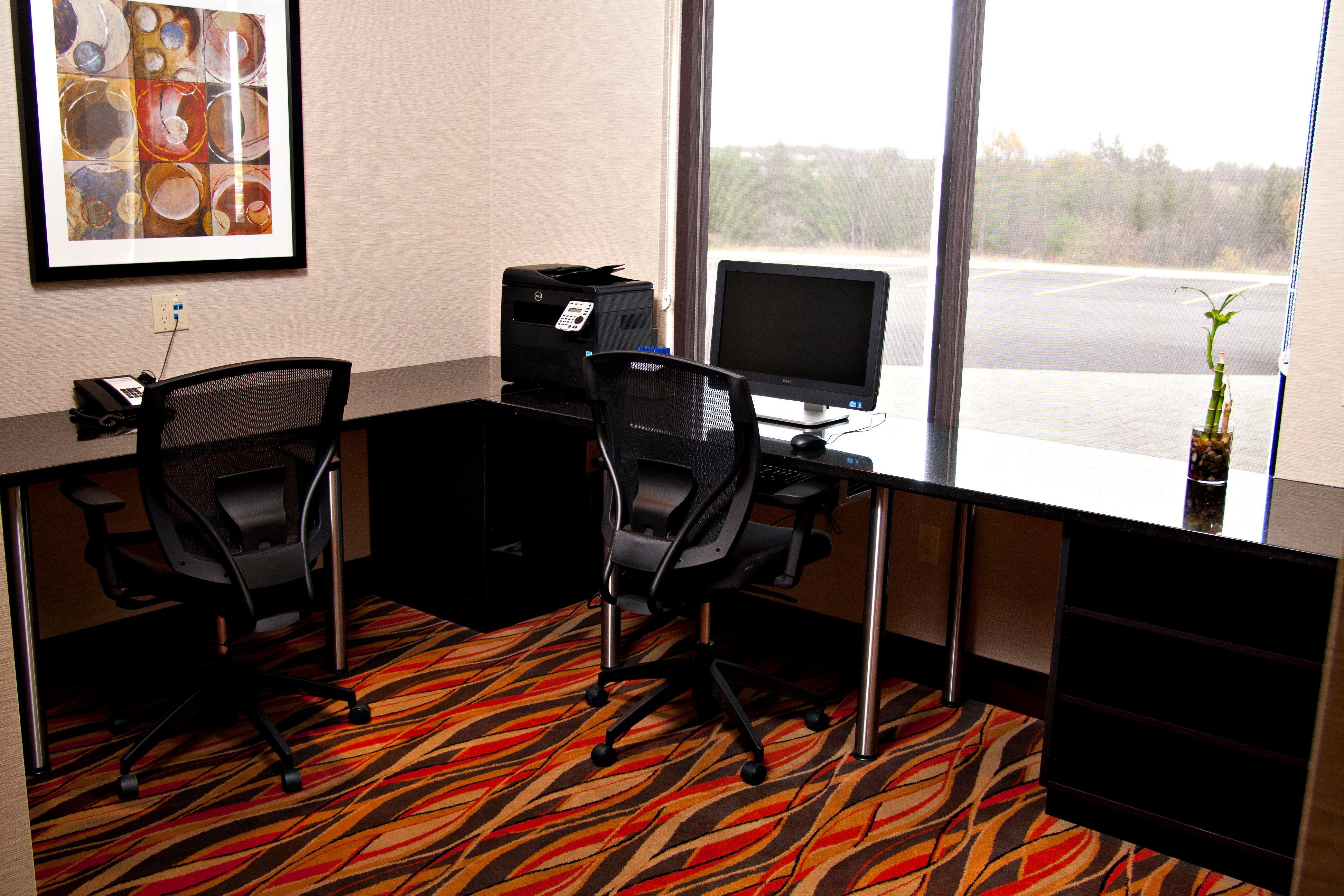 Holiday Inn Express Pembroke By Ihg Extérieur photo
