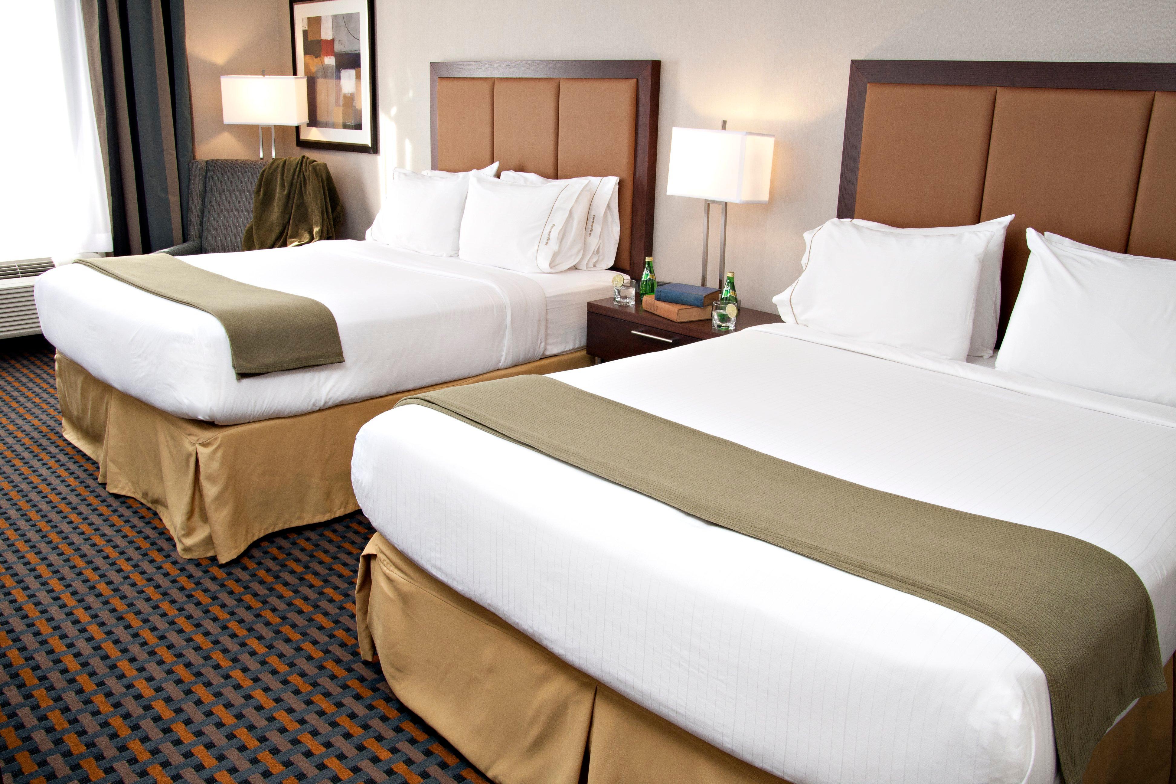 Holiday Inn Express Pembroke By Ihg Extérieur photo